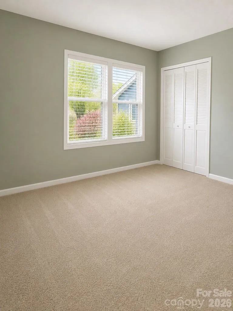 99 Willow Way Hendersonville, NC 28739