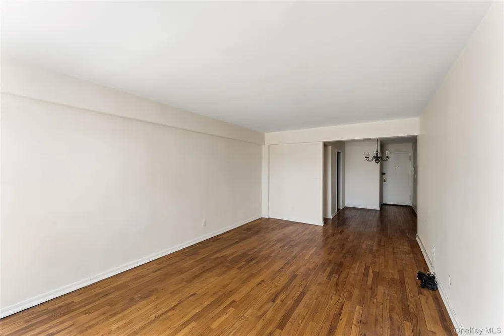 16 Main Street #2K East Rockaway, NY 11518