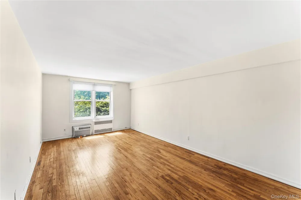 16 Main Street #2K East Rockaway, NY 11518