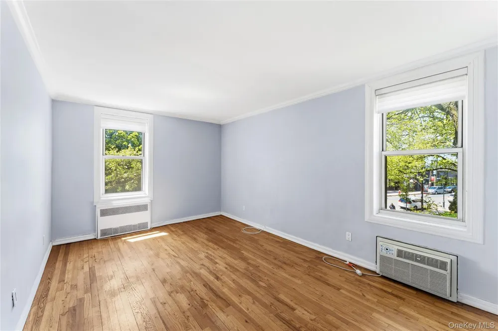 16 Main Street #2K East Rockaway, NY 11518