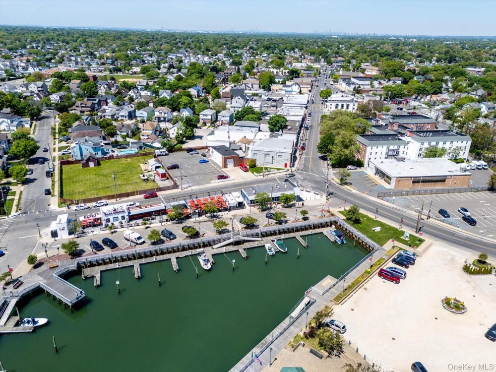 16 Main Street #2K East Rockaway, NY 11518
