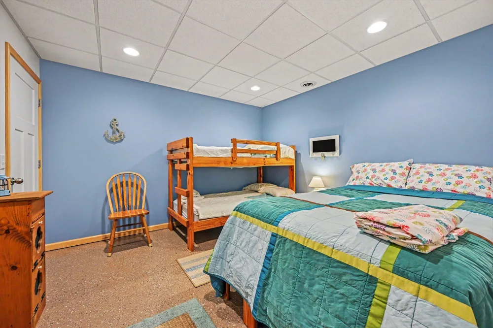 51509 Summit Street Paw Paw Township, MI 49079