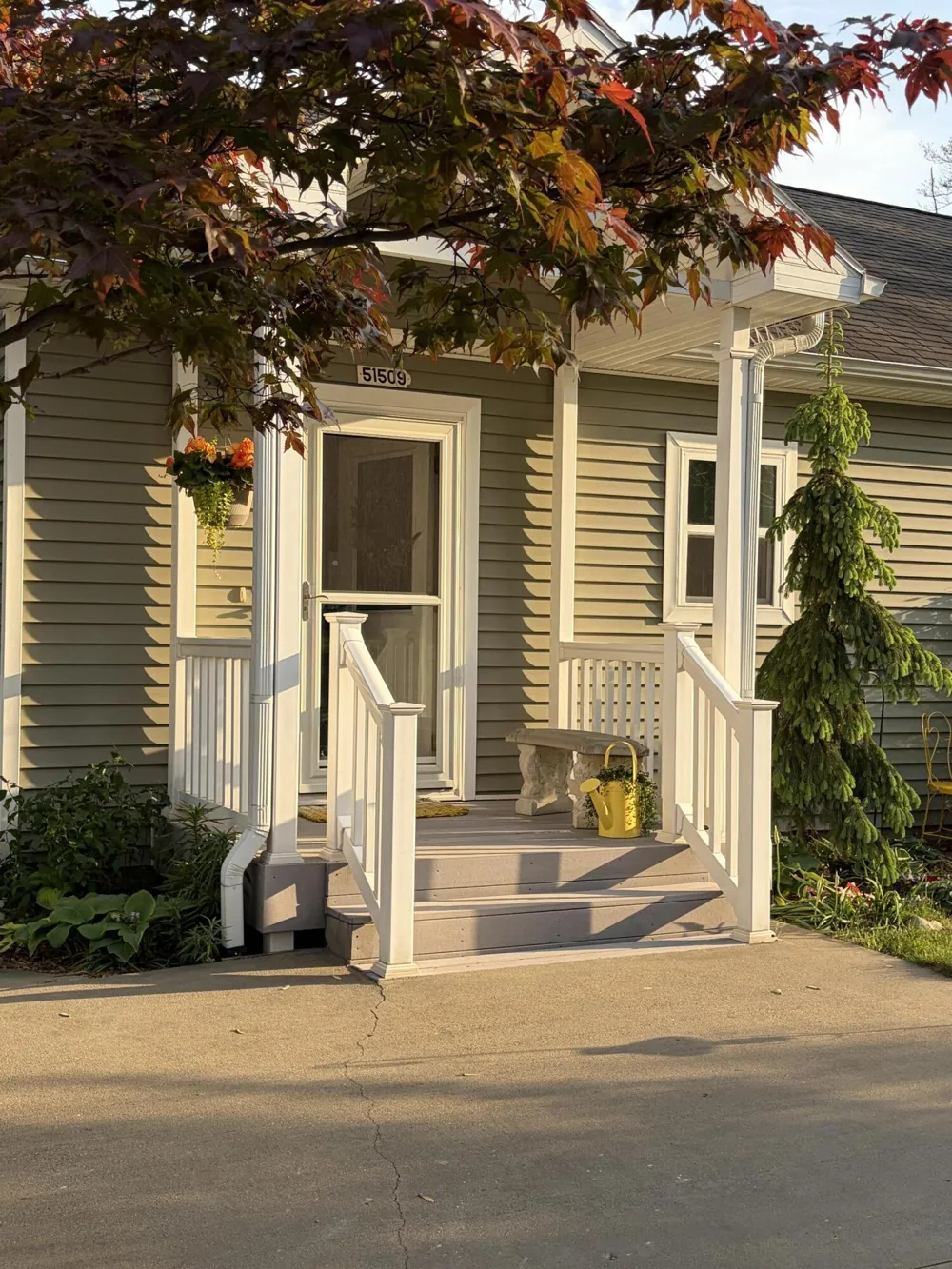 51509 Summit Street Paw Paw Township, MI 49079