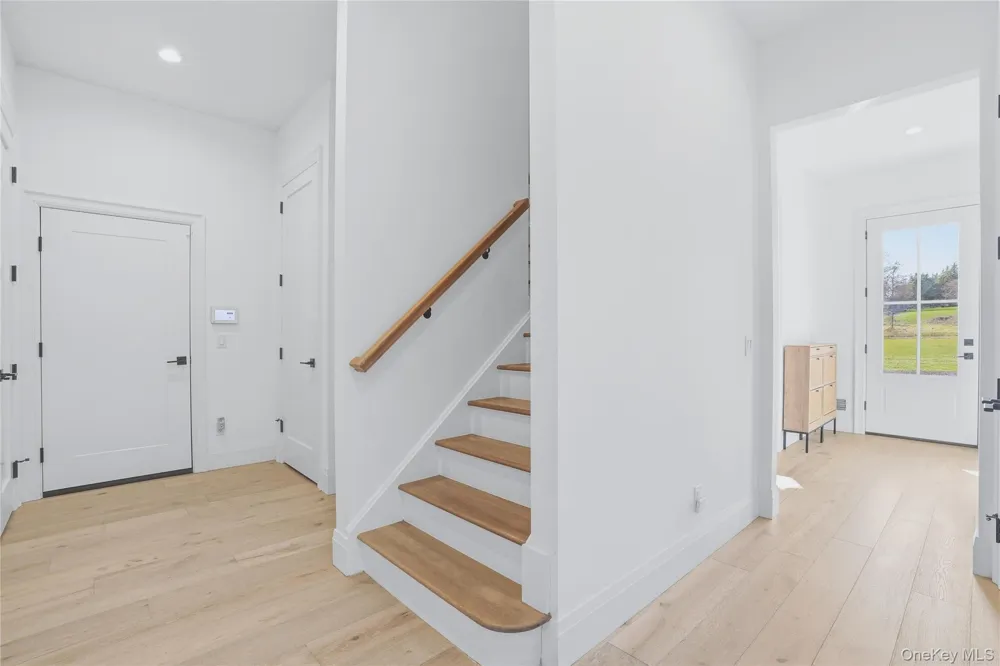 400 Bruyn Turnpike Wallkill, NY 12589