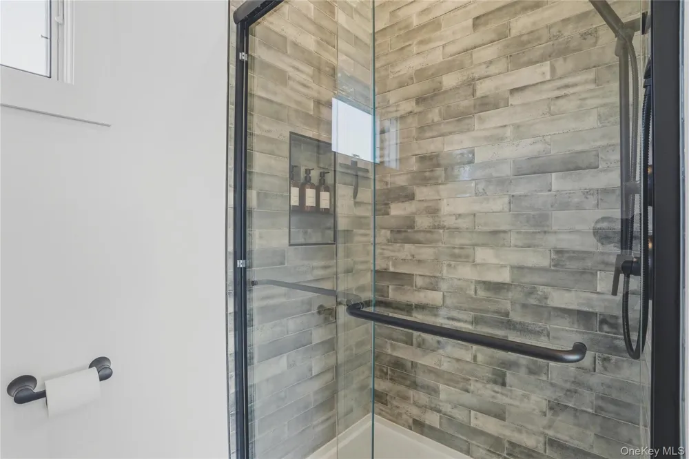 400 Bruyn Turnpike Wallkill, NY 12589