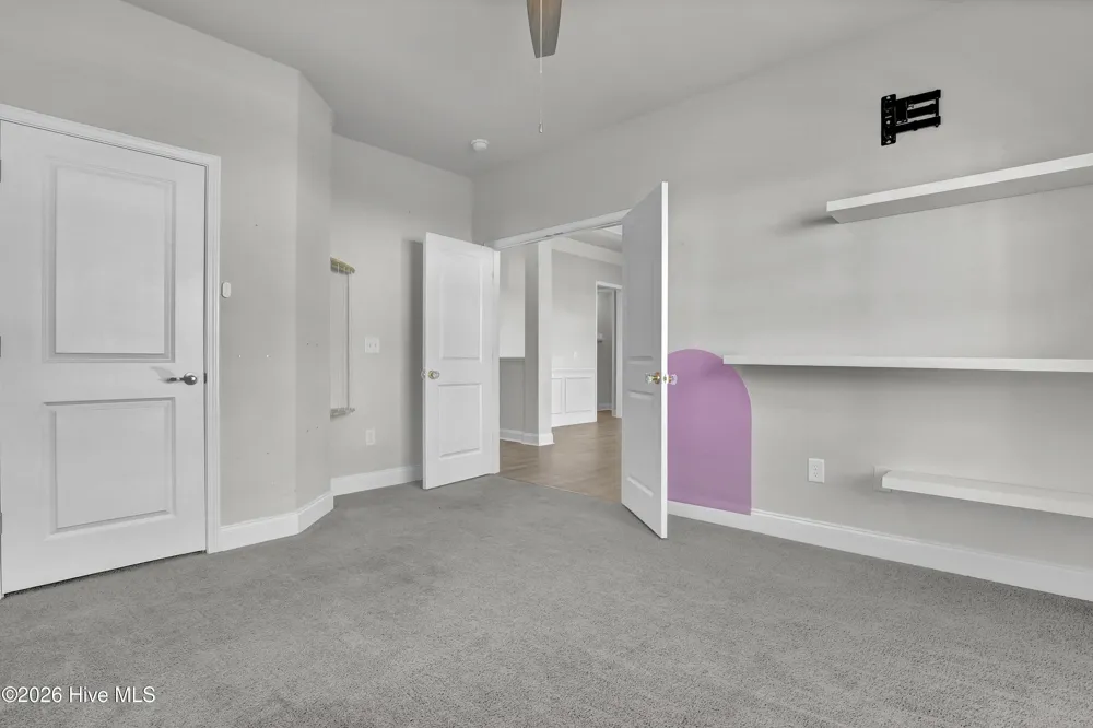 805 Washington Square Richlands, NC 28574