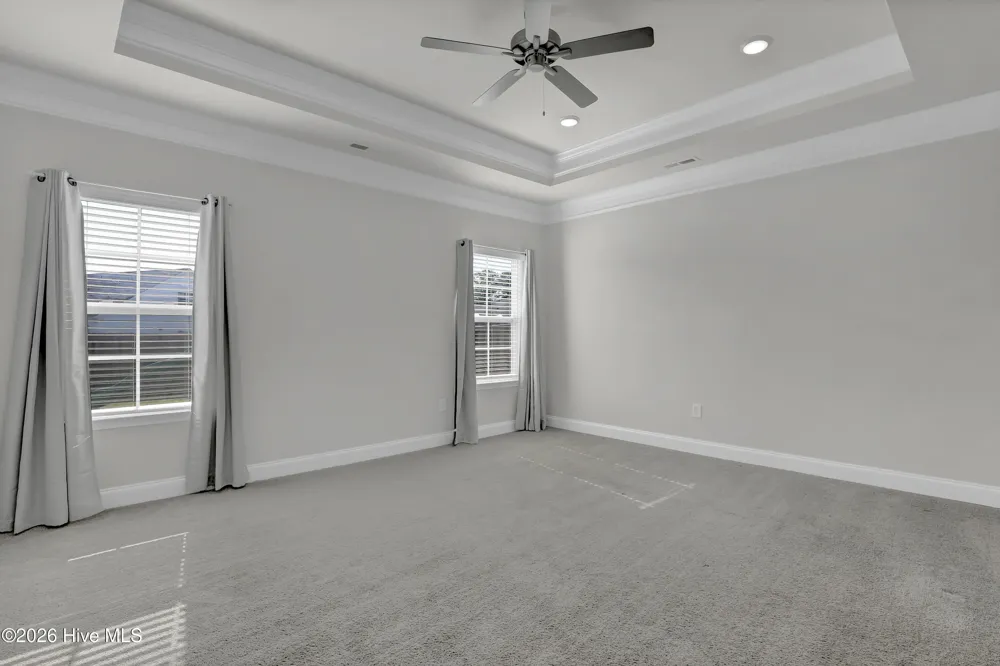 805 Washington Square Richlands, NC 28574