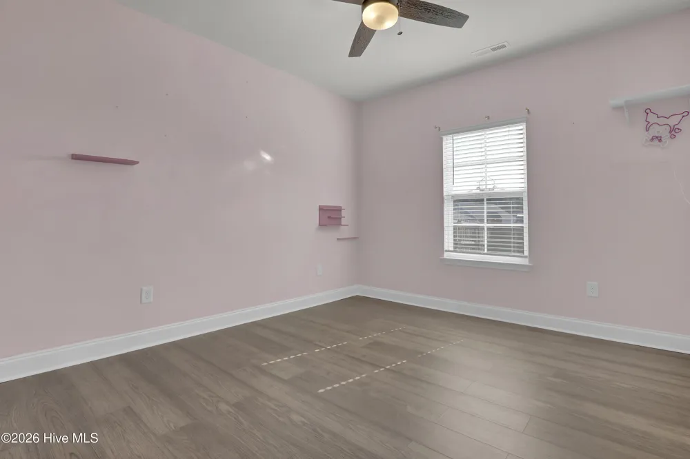 805 Washington Square Richlands, NC 28574