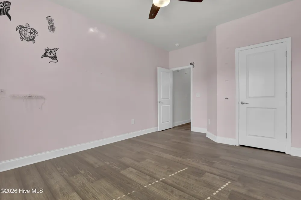 805 Washington Square Richlands, NC 28574