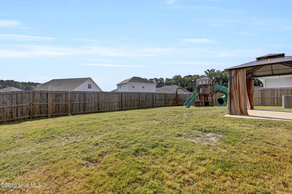 805 Washington Square Richlands, NC 28574