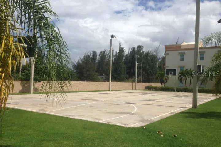 II LOS PARILLAS #3501 Loiza, PR 00772