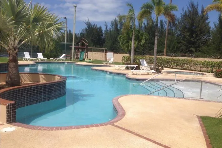 II LOS PARILLAS #3501 Loiza, PR 00772