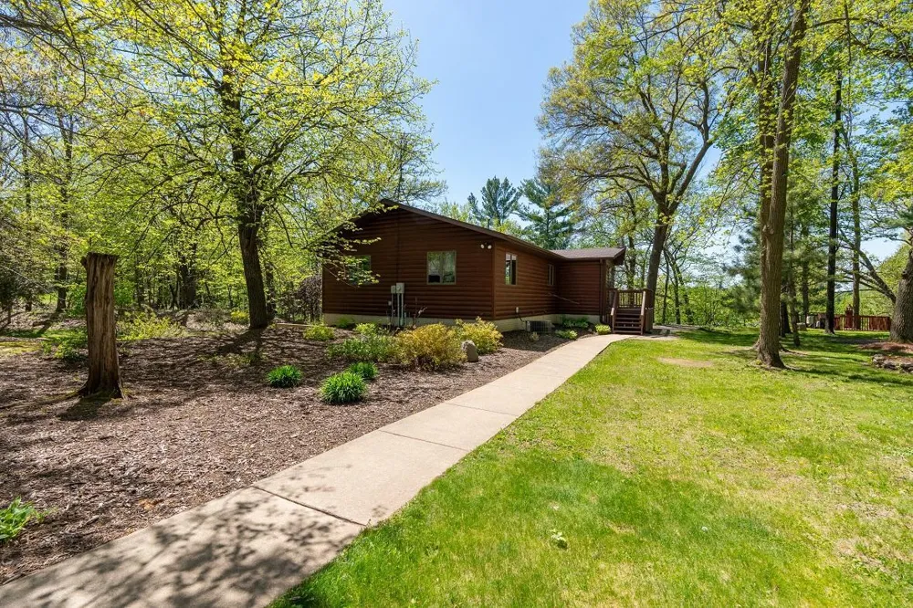 N705 298th Street Eau Galle, WI 54737