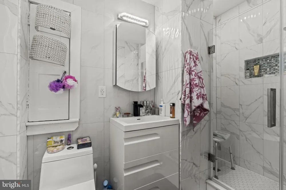 6023 13TH STREET Philadelphia, PA 19141