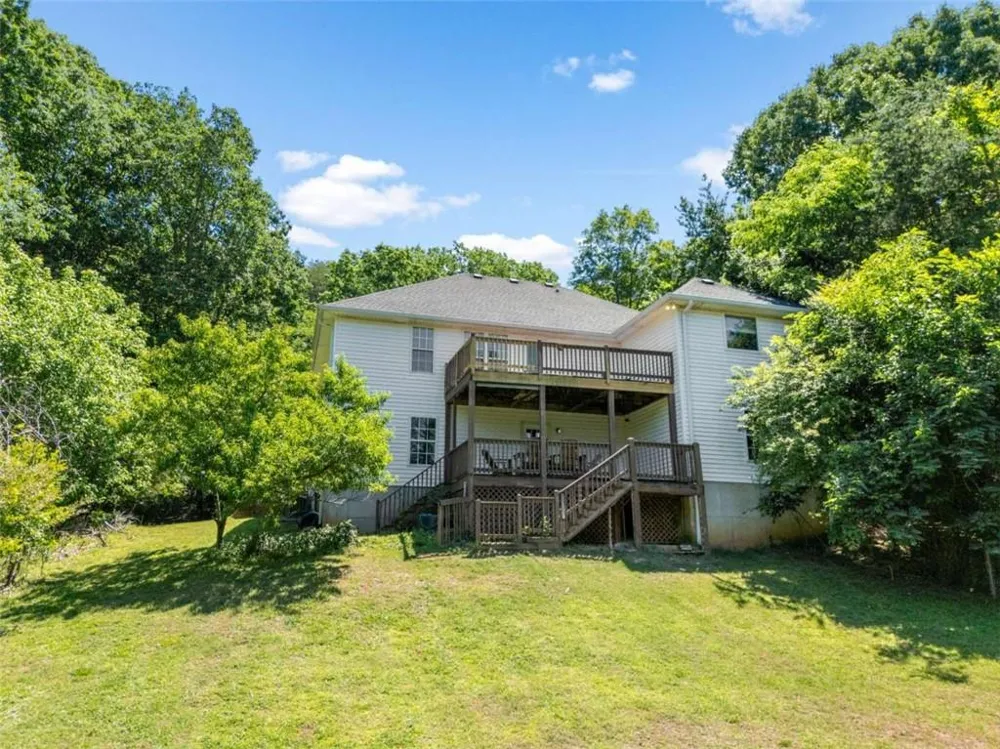 45 The Trail SE Lindale, GA 30147