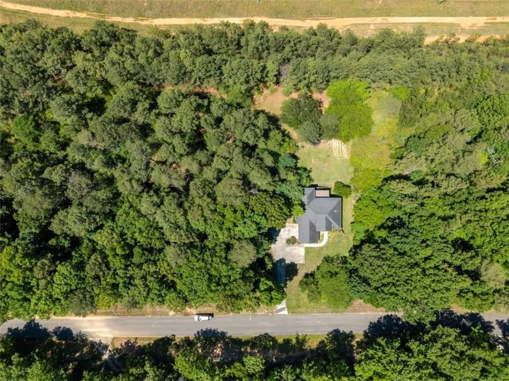 45 The Trail SE Lindale, GA 30147