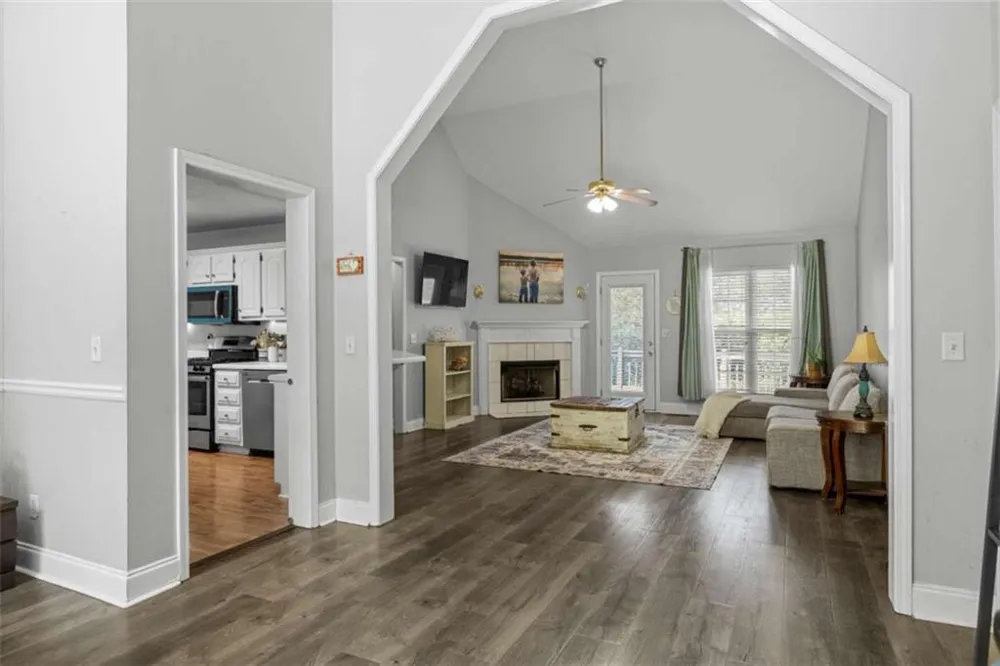45 The Trail SE Lindale, GA 30147