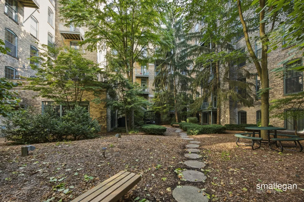 940 Monroe Avenue NW #444 Grand Rapids, MI 49503