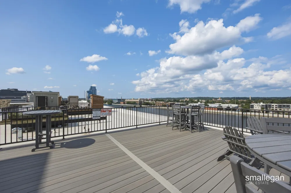 940 Monroe Avenue NW #444 Grand Rapids, MI 49503