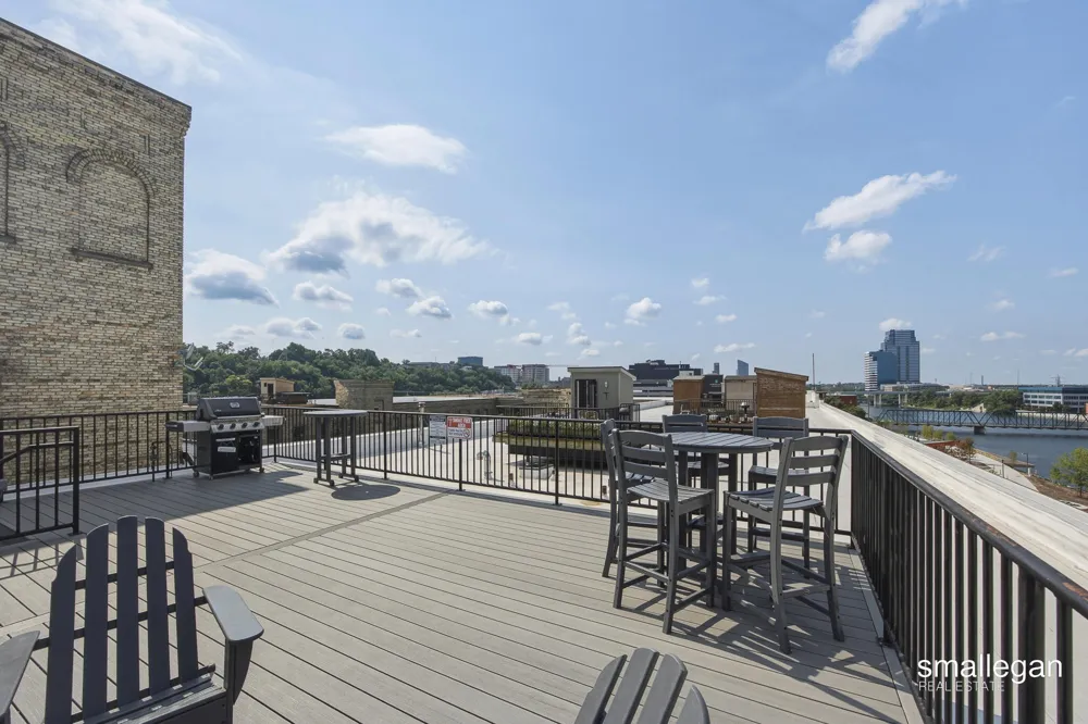 940 Monroe Avenue NW #444 Grand Rapids, MI 49503