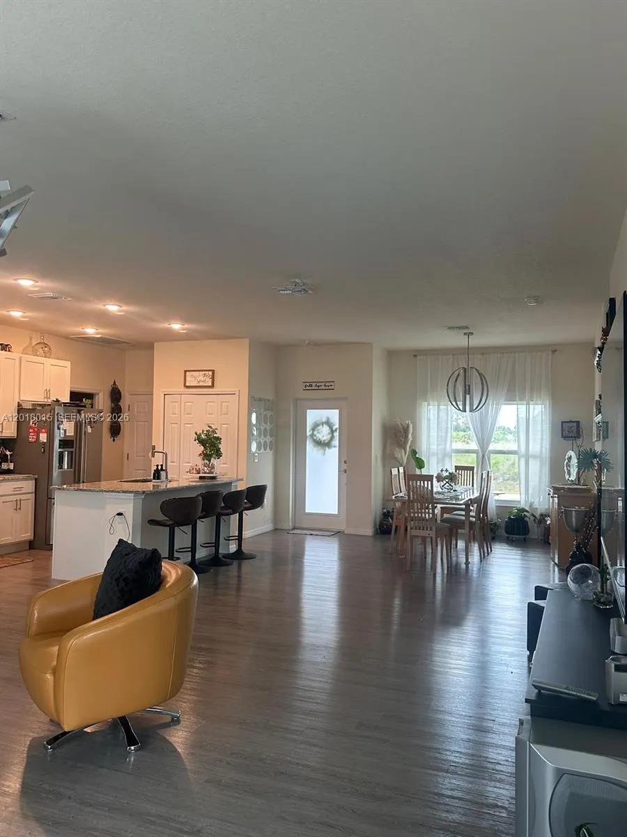 9020 W MAC CT La Belle, FL 33935