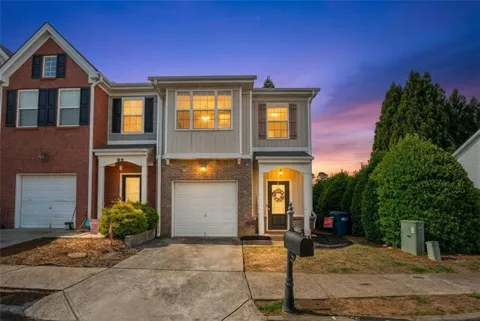 4 Madaline Lane