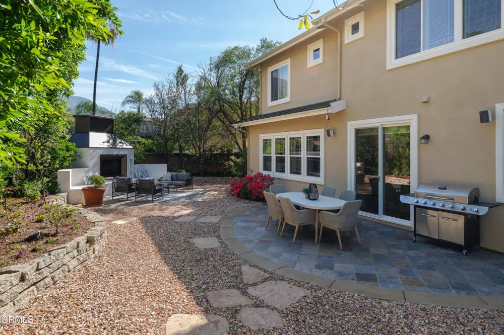 609 Hartwell Court Altadena, CA 91001