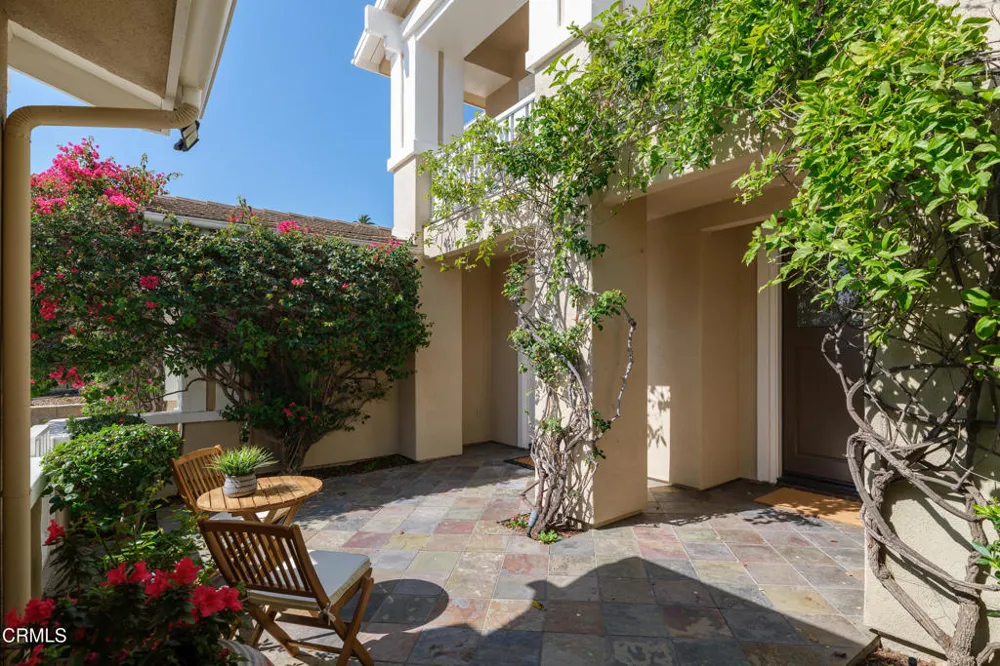 609 Hartwell Court Altadena, CA 91001