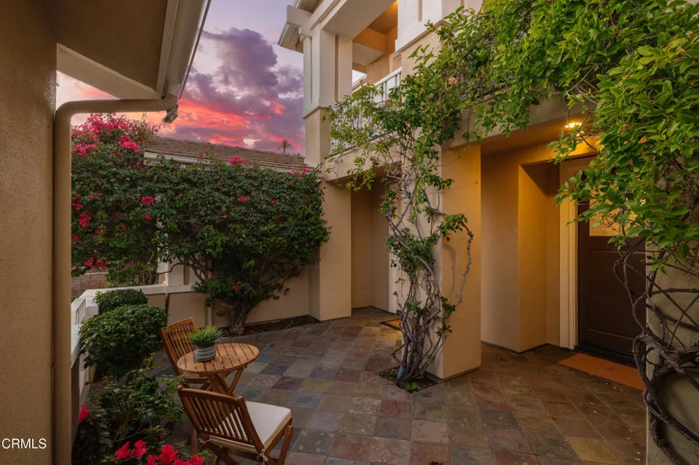 609 Hartwell Court Altadena, CA 91001