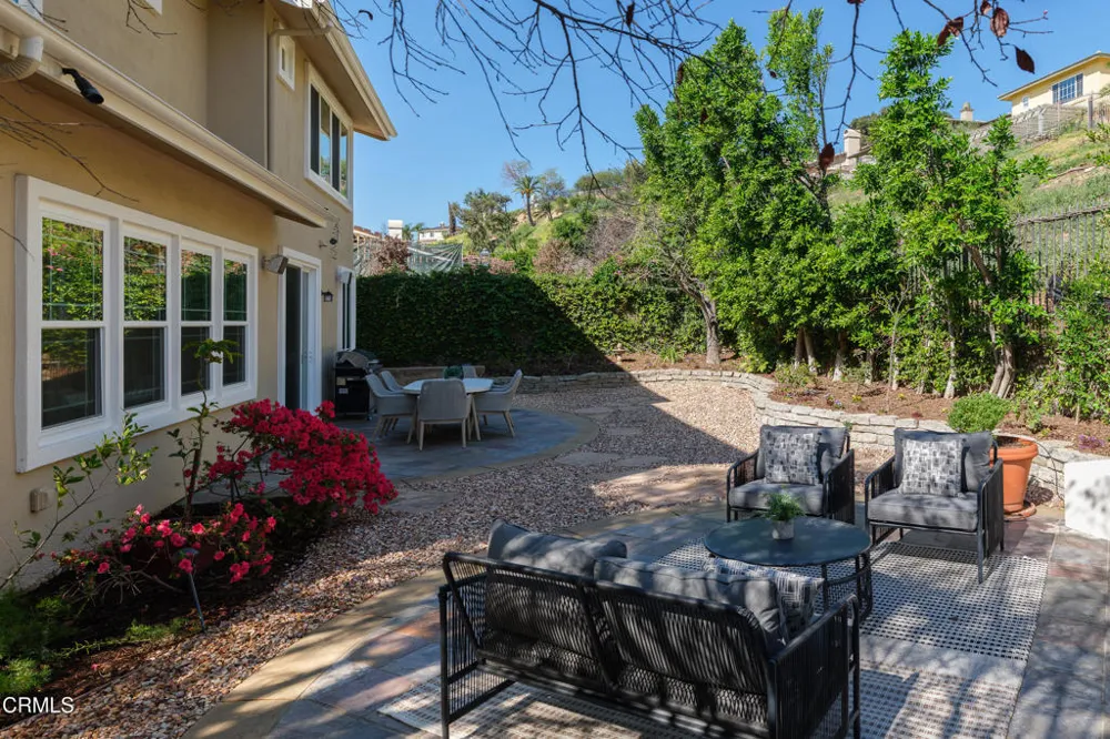 609 Hartwell Court Altadena, CA 91001
