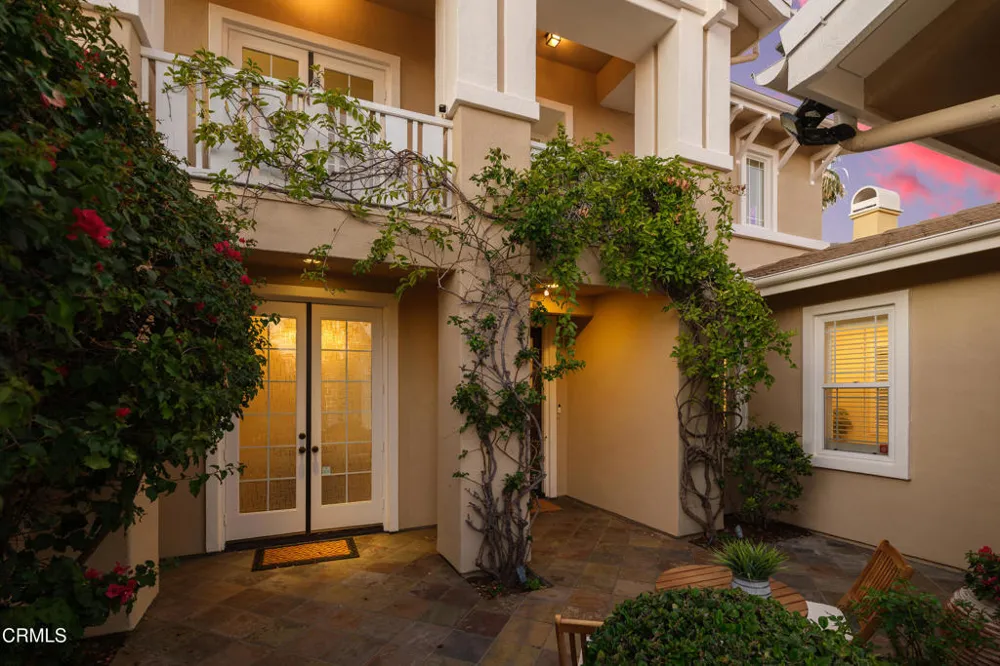 609 Hartwell Court Altadena, CA 91001