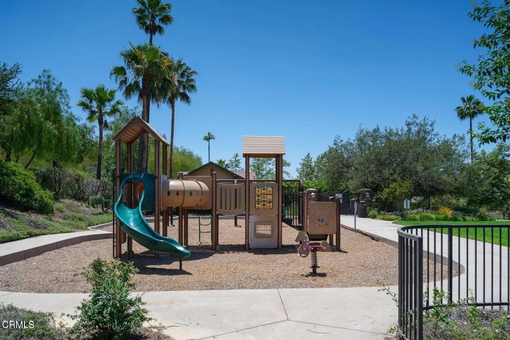 609 Hartwell Court Altadena, CA 91001