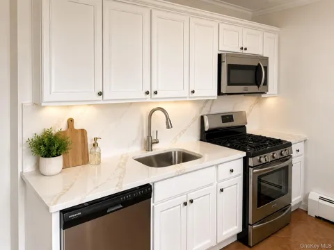 16 Tanager Road #1606