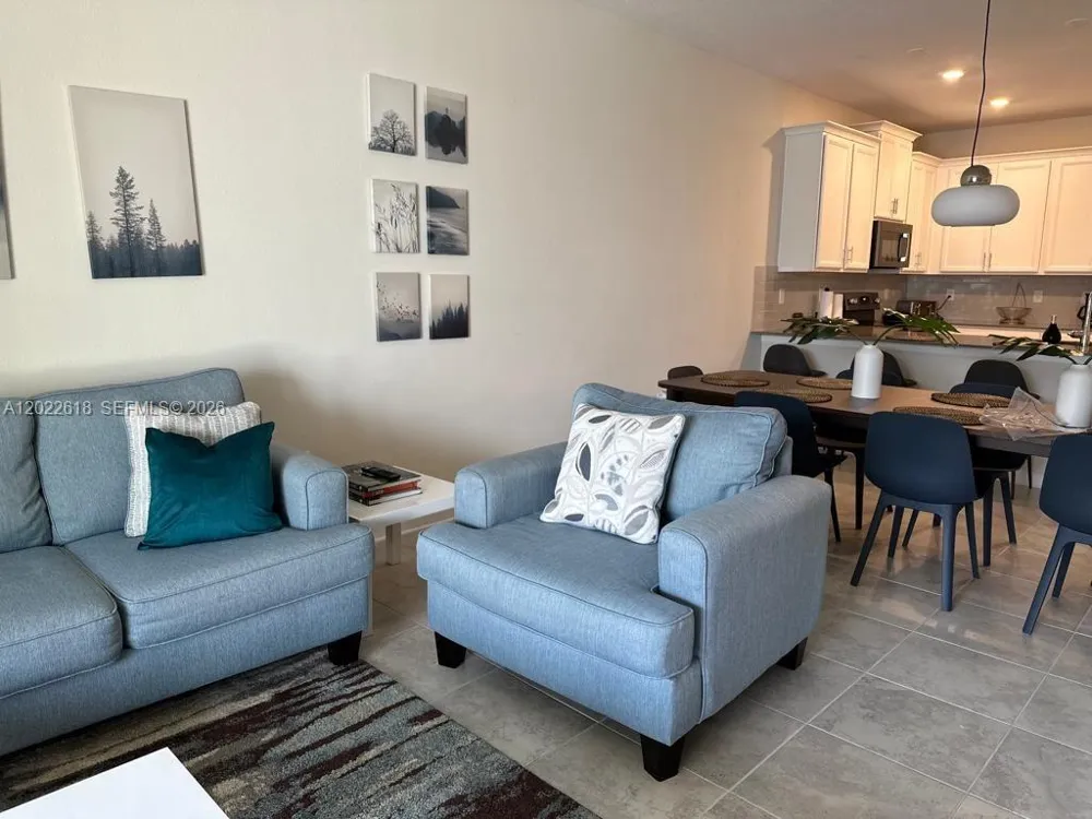 1171 CHALLENGE DR #1171 Davenport, FL 33896
