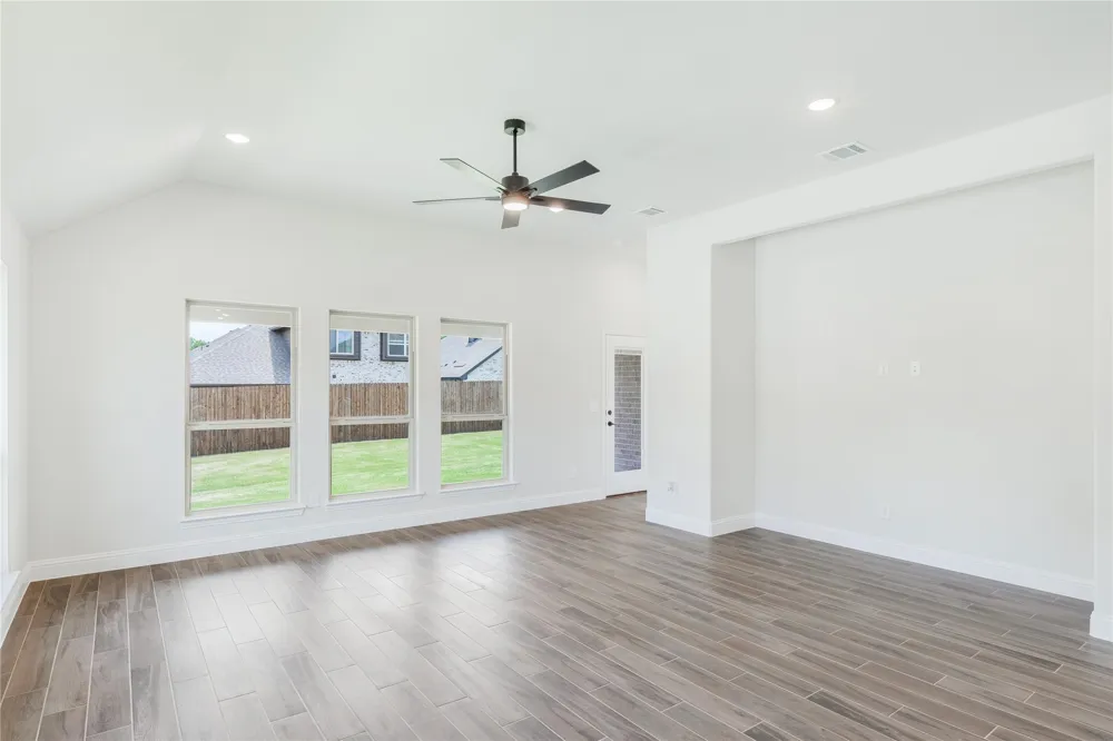 1269 Emily Drive Trenton, TX 75490