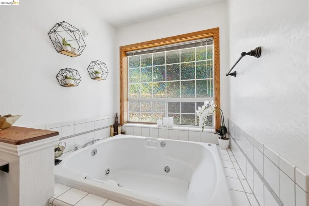 19387 Mira Monte Road Tuolumne, CA 95379