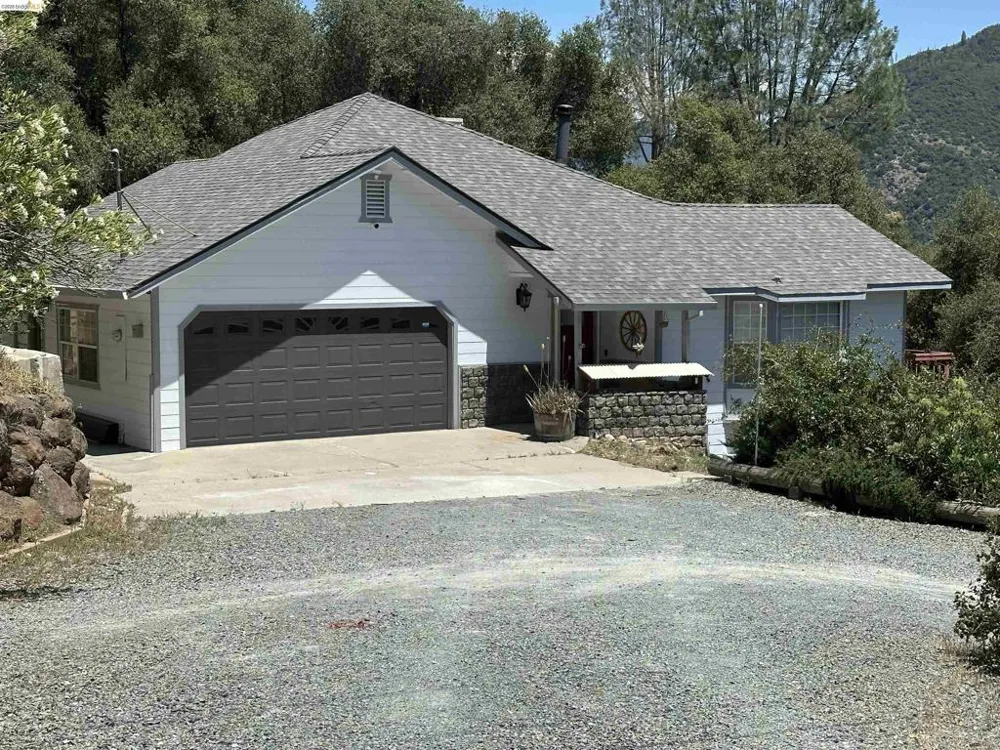 19387 Mira Monte Road Tuolumne, CA 95379