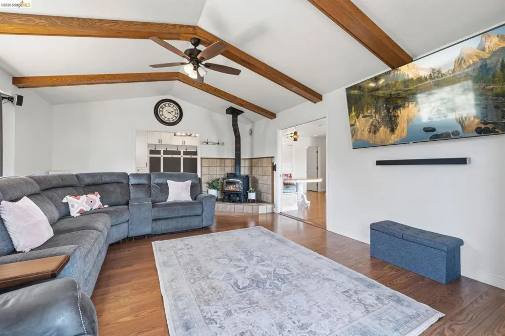 19387 Mira Monte Road Tuolumne, CA 95379