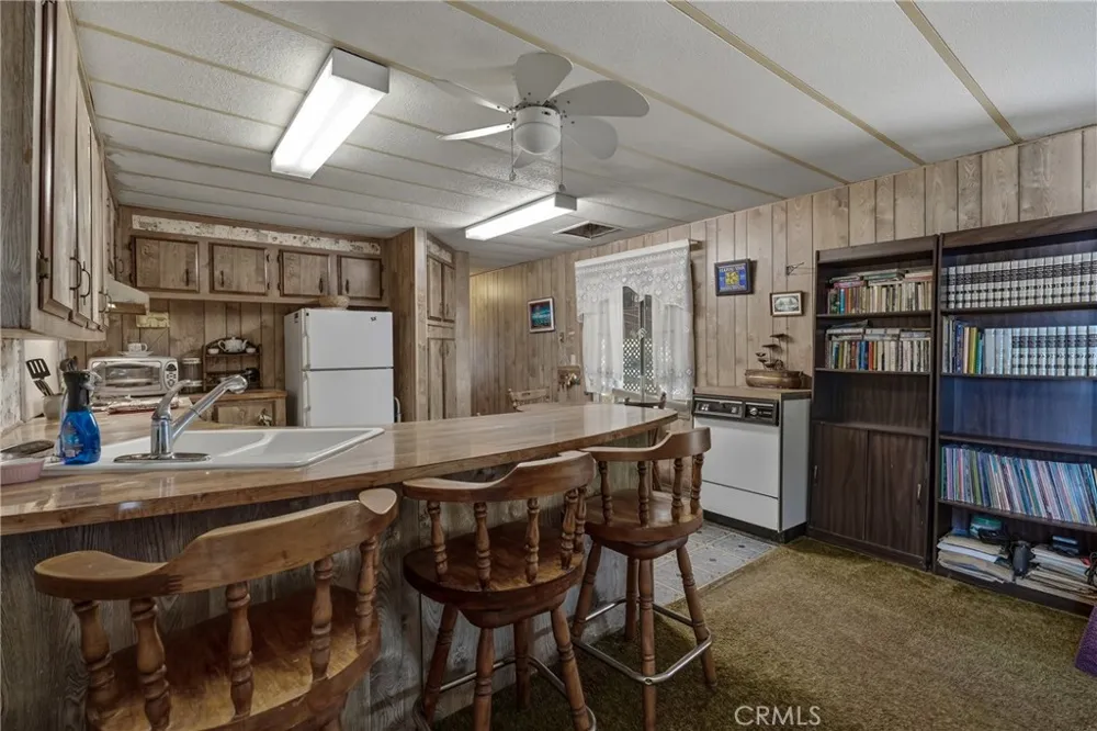 4246 2nd Avenue Lakeport, CA 95453