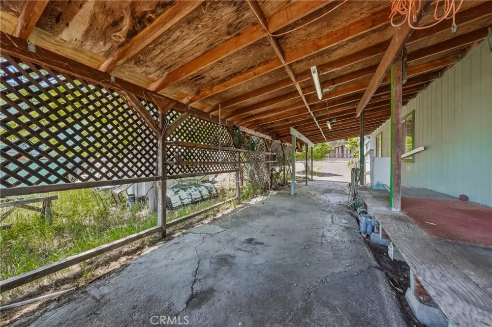 4246 2nd Avenue Lakeport, CA 95453