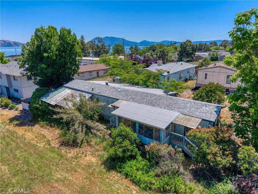 4246 2nd Avenue Lakeport, CA 95453