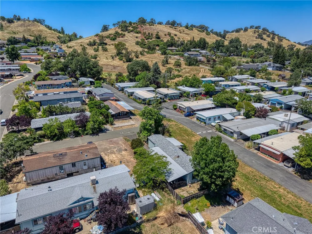 4246 2nd Avenue Lakeport, CA 95453