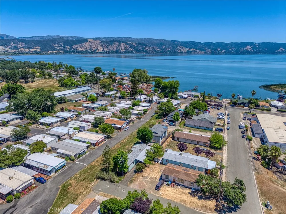 4246 2nd Avenue Lakeport, CA 95453