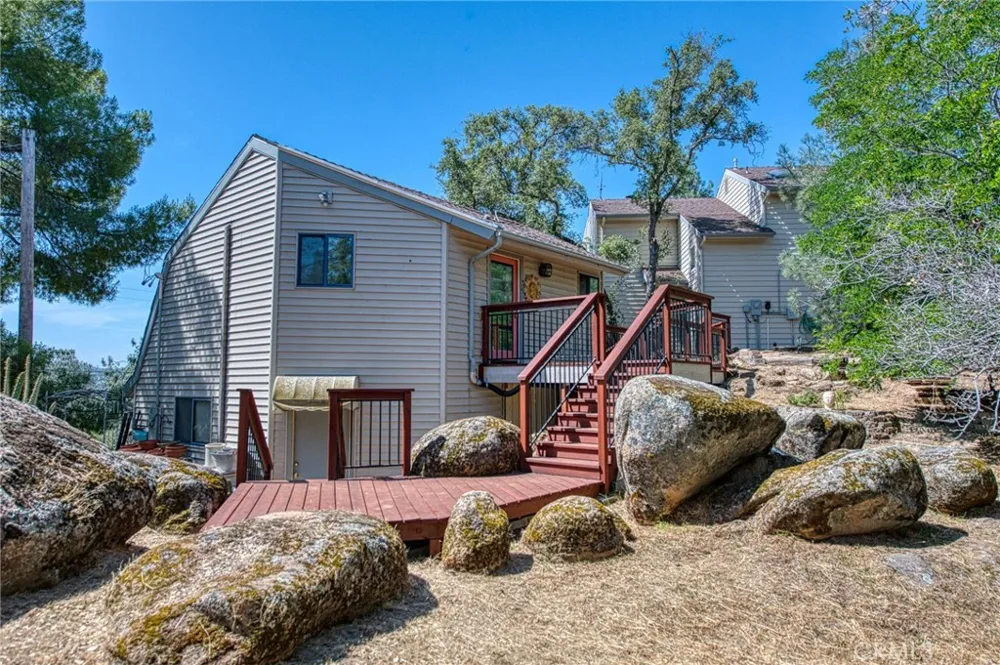 28760 Long Hollow Court S Coarsegold, CA 93614
