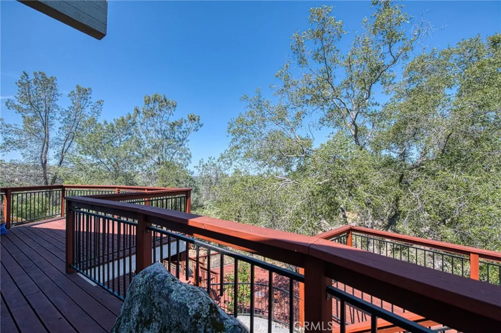 28760 Long Hollow Court S Coarsegold, CA 93614