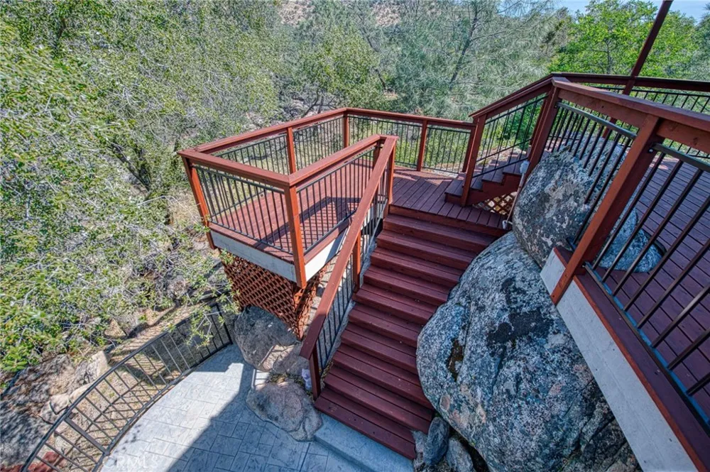 28760 Long Hollow Court S Coarsegold, CA 93614