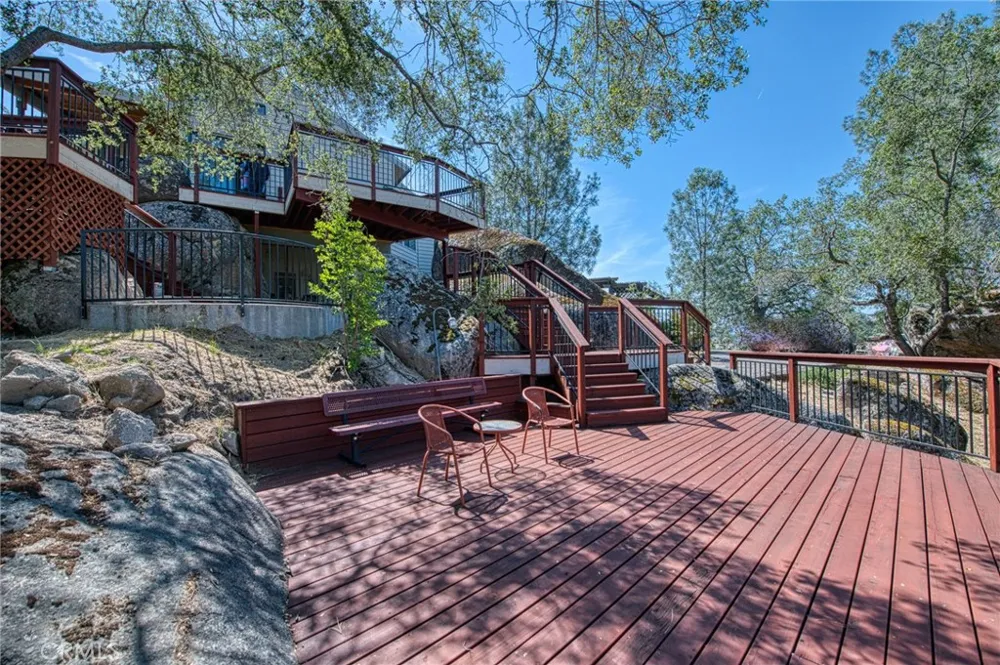 28760 Long Hollow Court S Coarsegold, CA 93614