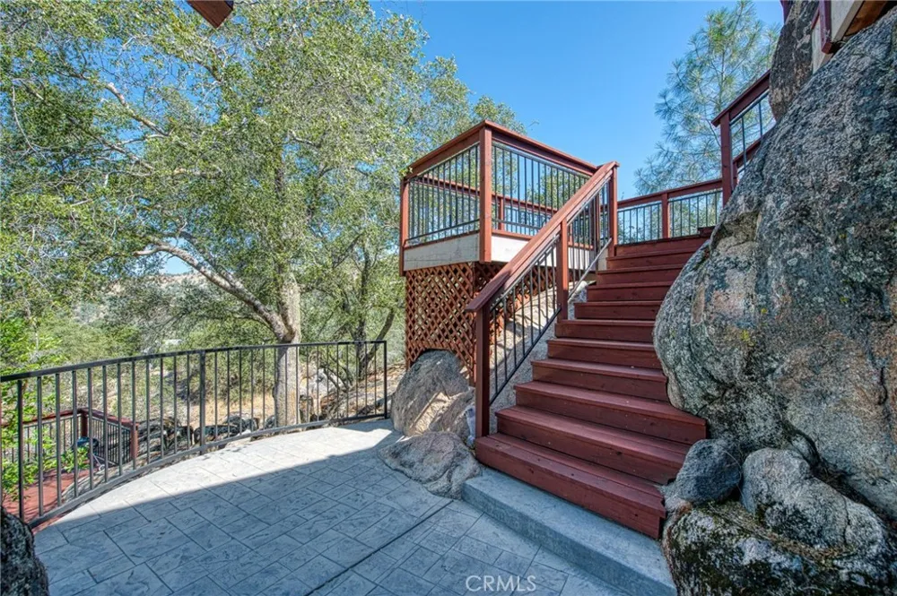 28760 Long Hollow Court S Coarsegold, CA 93614