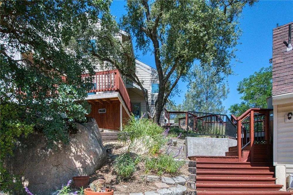 28760 Long Hollow Court S Coarsegold, CA 93614