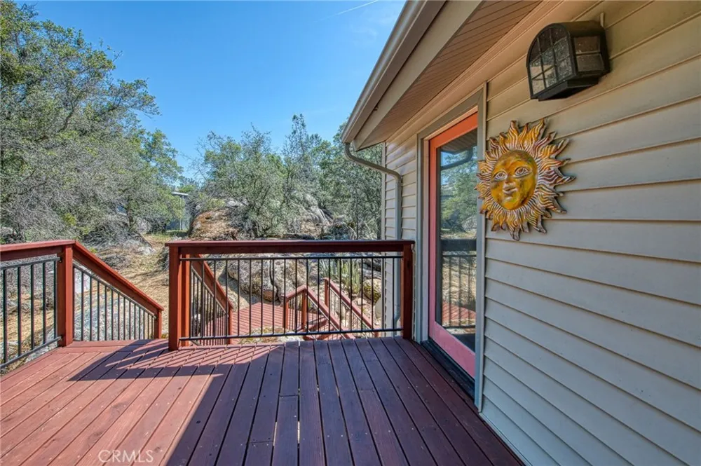 28760 Long Hollow Court S Coarsegold, CA 93614